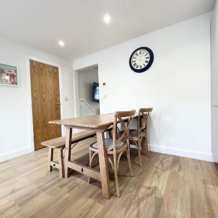 Exceptional 3 Bedroom Home In Penzance~New~Seaside ภายนอก รูปภาพ