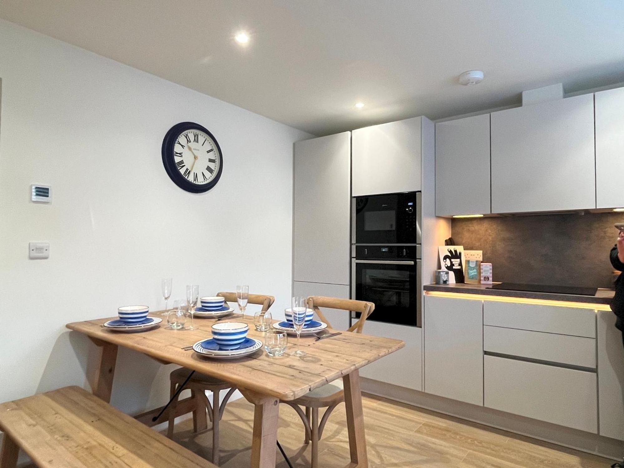 Exceptional 3 Bedroom Home In Penzance~New~Seaside ภายนอก รูปภาพ