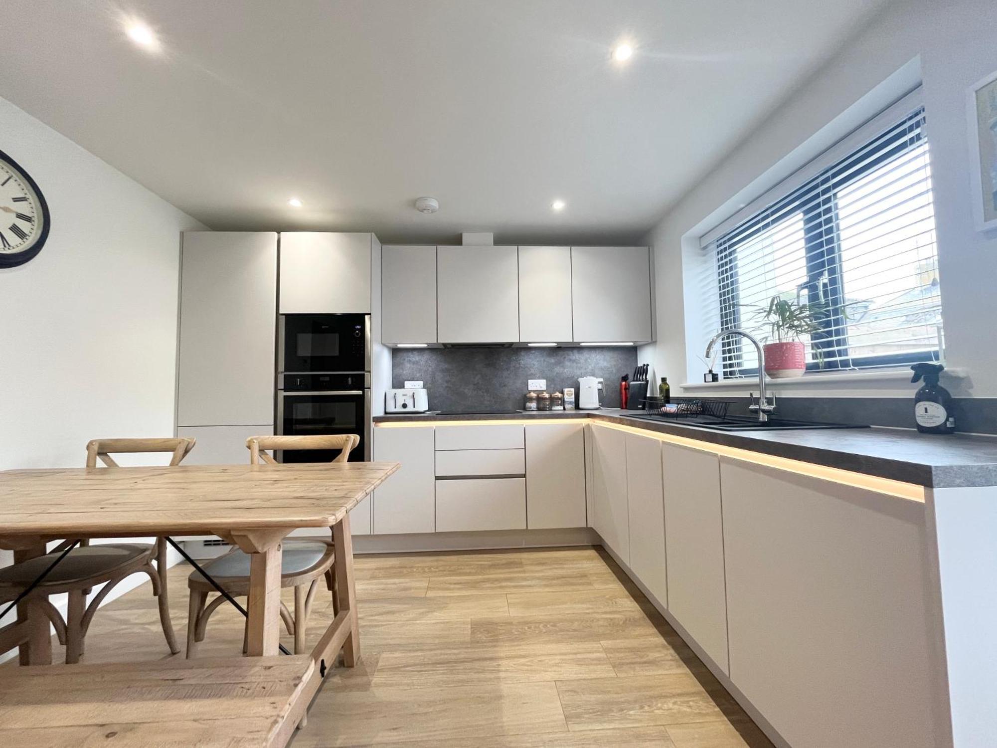 Exceptional 3 Bedroom Home In Penzance~New~Seaside ภายนอก รูปภาพ
